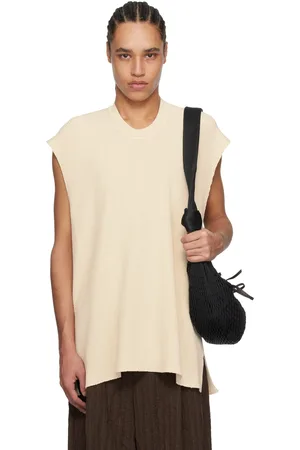 Issey Miyake Gilet Tight Twist beige en tricot de coton