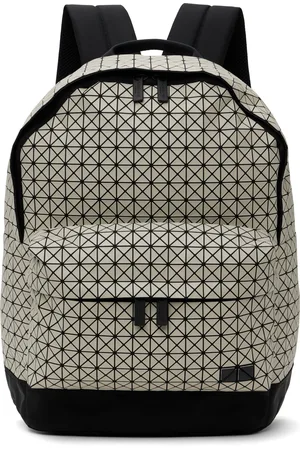 Issey Miyake Sac à dos de promenade beige - Kuro
