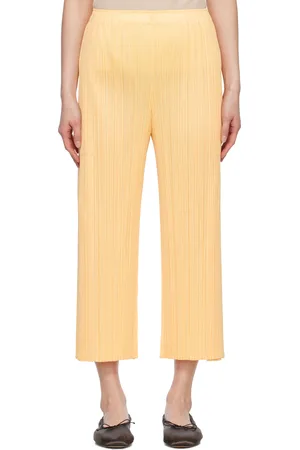 PLEATS PLEASE ISSEY MIYAKE Pantalon Monthly Colors March jaune
