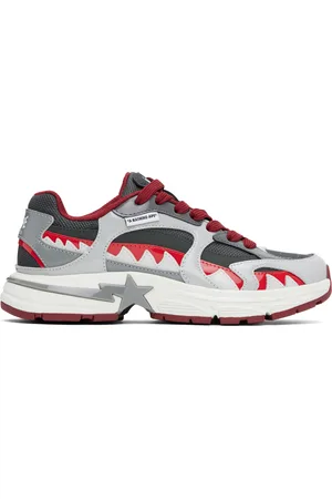 BAPE Baskets #3 gris et rouge à requin et étoiles emblématiques
