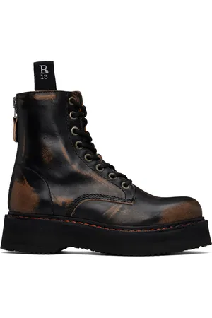 R13 Bottes noires à semelle crantée