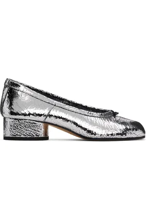 Maison Margiela Chaussures à talon bottier argentées réfléchissantes en cuir craquelé à bout Tabi