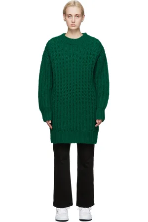 Ami Pull vert tricoté à la main en laine