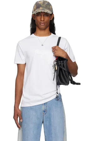 ASHLEY WILLIAMS T-shirt Danny blanc à appliqué de fusil rembourré exclusif à SSENSE