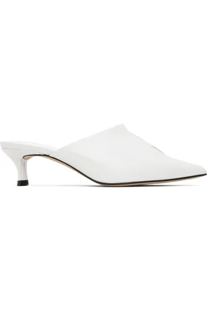 By Far Chaussures à talon Luciana blanches en cuir de veau plissé