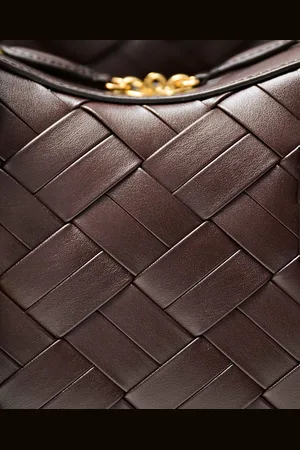 Stella McCartney Sac porte epaule tissé Ryder, Femme