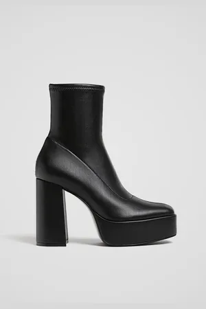 Bottines orders cloutées stradivarius