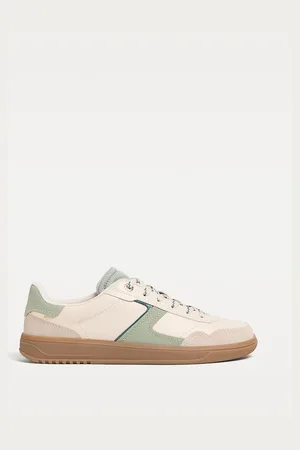 Stradivarius Baskets casual rétro 40
