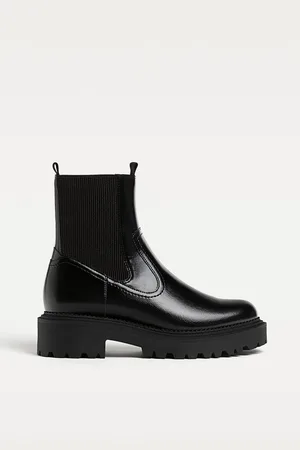 Stradivarius Bottines plates noires 39