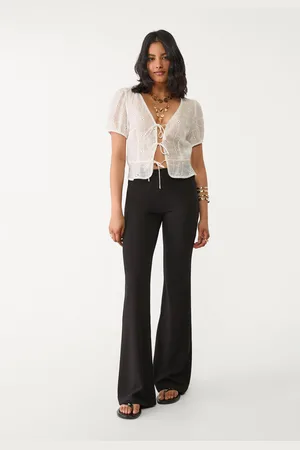 Stradivarius Pantalon flare maille uni L
