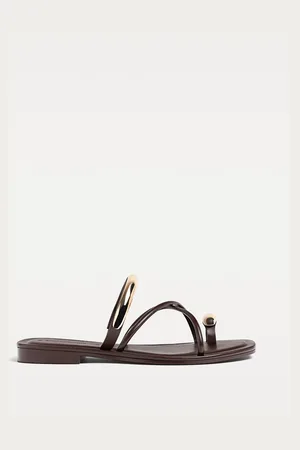 Stradivarius Sandales plates avec détail métallique 37