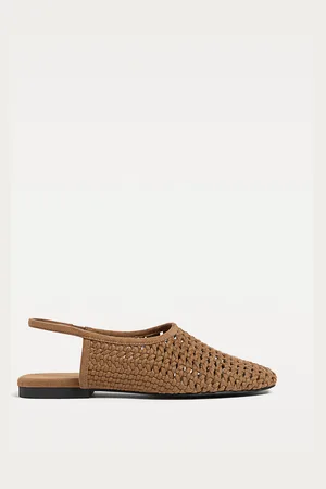 Stradivarius Babouches tressées 37