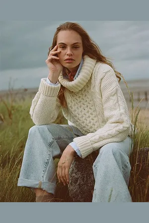 Superdry Femme Pull en Mailles Torsadées à col Roulé Taille: 40