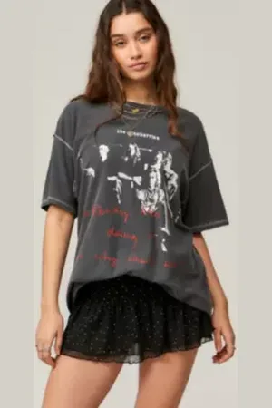 Urban Outfitters UO Gianna Jupe-short en maille de cristal par en