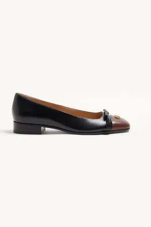 VALENTINO GARAVANI BALLERINES VALET DU ROI EN CUIR DE CHEVREAU, TALON : 25 MM Femme / 35.5