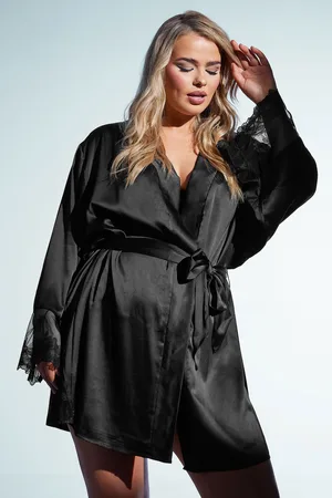 Playful Promises Robe De Chambre Noire Satinée Brodée Floral